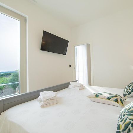 Seaside Elegance Suites コミジャ エクステリア 写真
